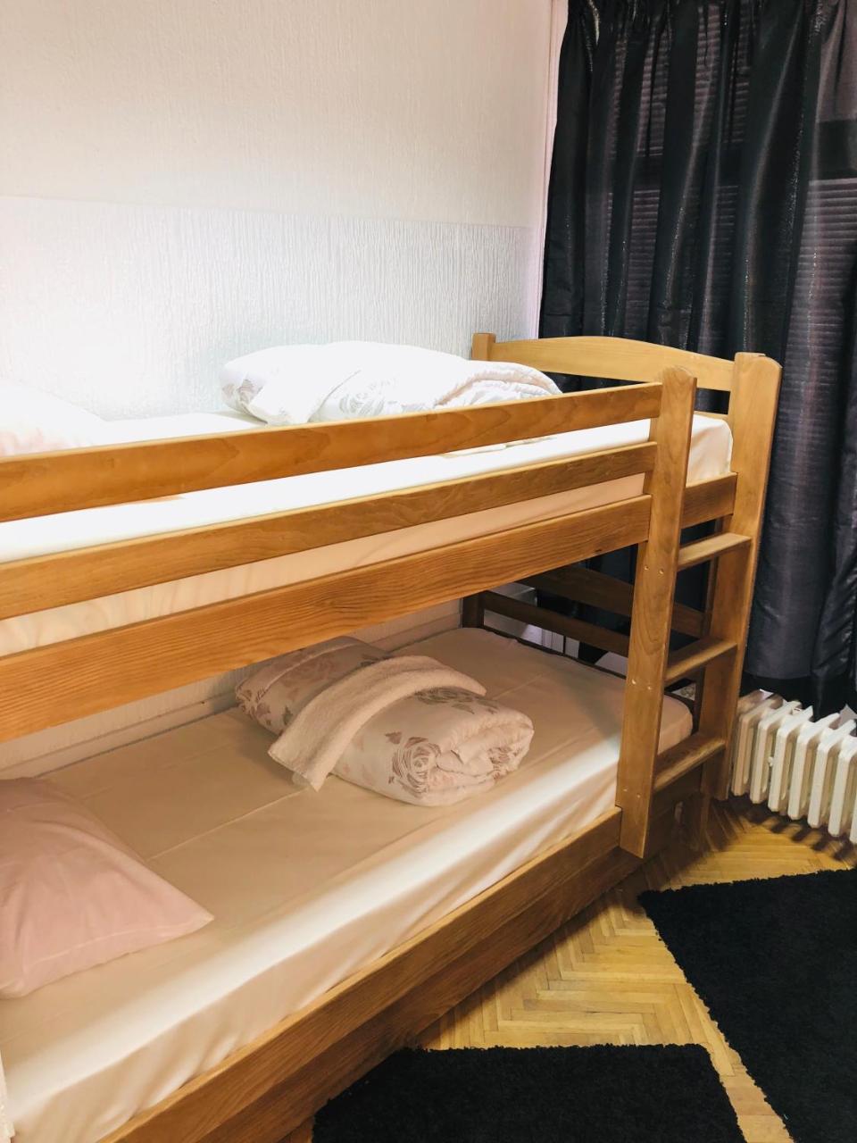 Twc Hostel Belgrado Buitenkant foto