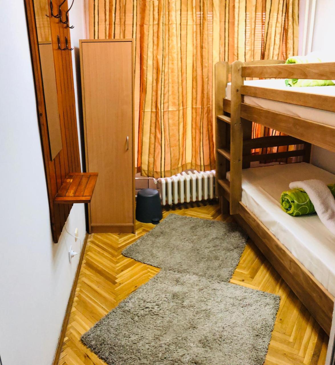 Twc Hostel Belgrado Buitenkant foto